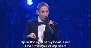 Christopher Duffley leading worship at Northland Church