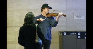 Joshua Bell playing violin in the L'Enfant Plaza Metro station in Washington, D.C.