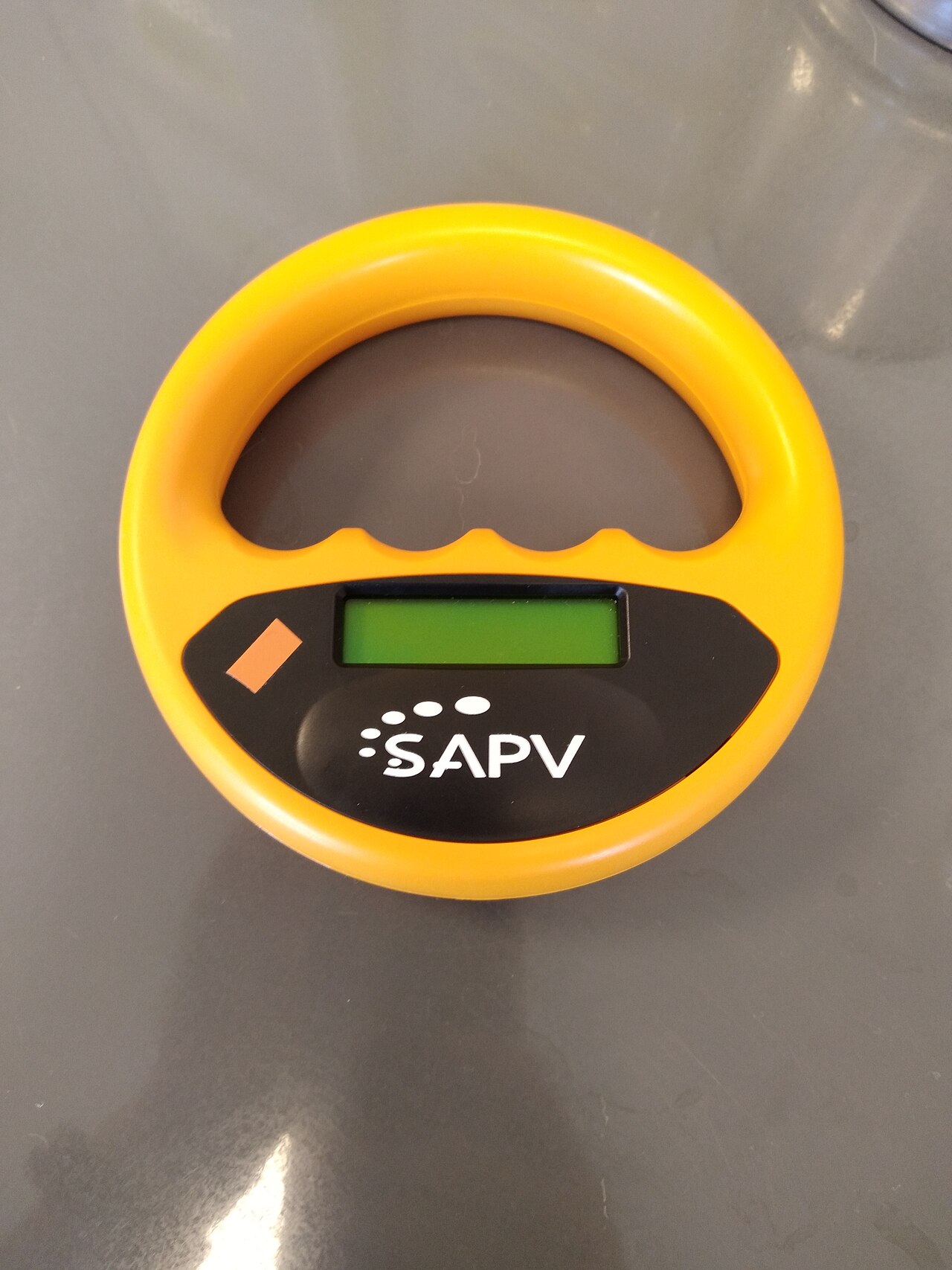 A handheld pet microchip scanner