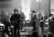 Roy Orbison performing Oh, Pretty Woman at A Black and White Night in 1987