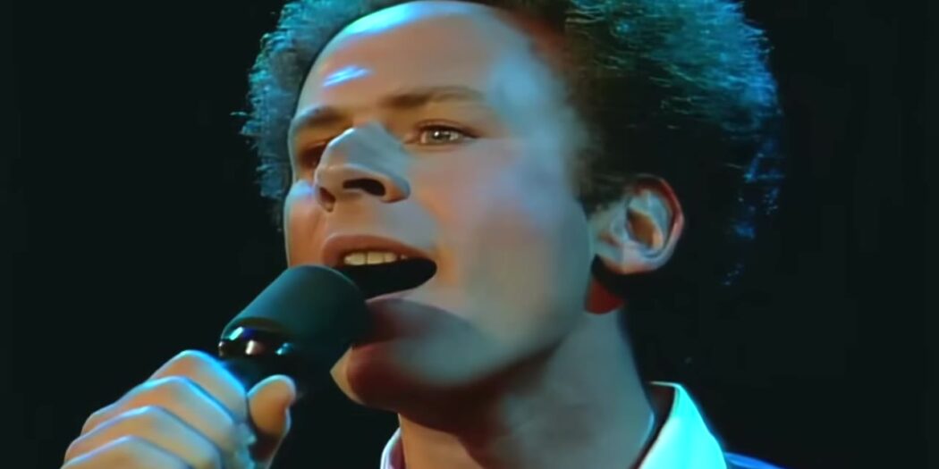 Art Garfunkel singing Bridge Over Troubled Water at the 1981 Concert in Central Park