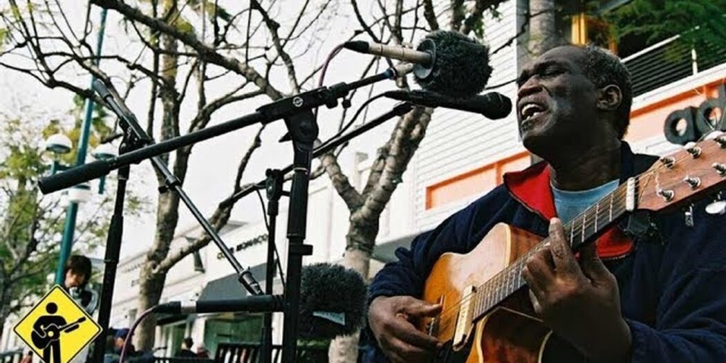 Street musician Roger Ridley singing Stand By Me in Santa Monica